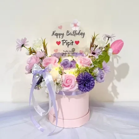 Bloom Box Akrilik Ucapan Ulang Tahun Sudirman